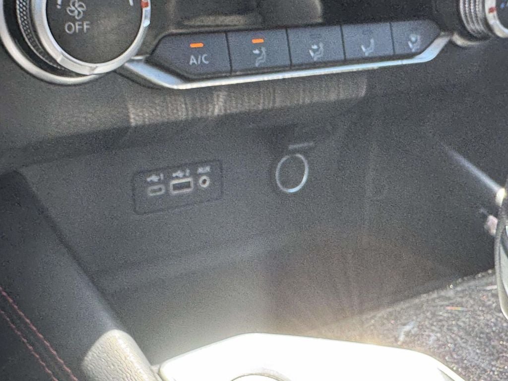 Used 2023 Nissan Altima 2.5 SR FWD image 14