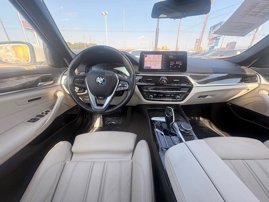 Used 2023 BMW 530i xDrive w/ Convenience Package AWD/4WD image 16
