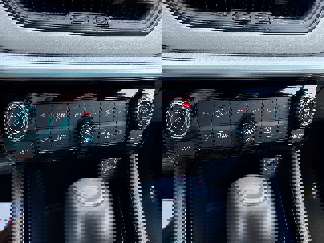 Used 2025 Jeep Compass Limited AWD/4WD image 17