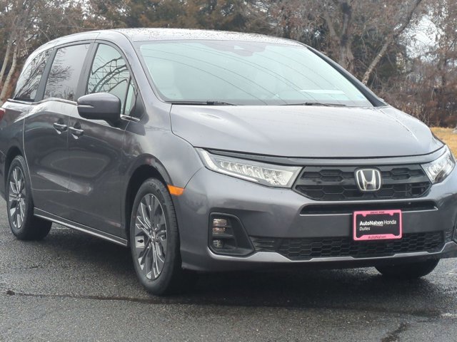 New 2026 Honda Odyssey Touring image 7