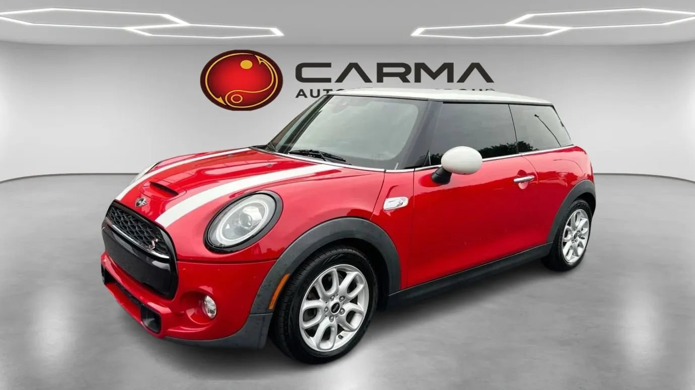 Used 2019 MINI Cooper S FWD image 1