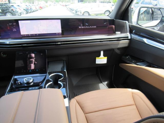 New 2026 Cadillac Escalade ESV Luxury w/ Touring Package image 14