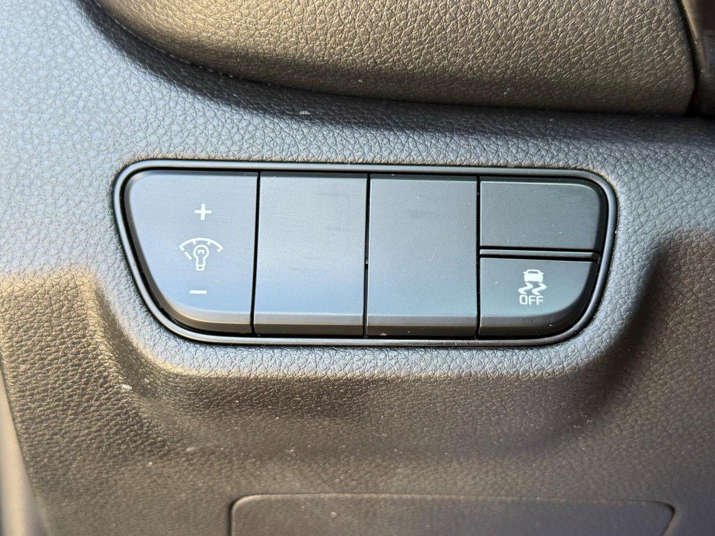 Used 2024 Kia Seltos X-Line AWD/4WD image 26