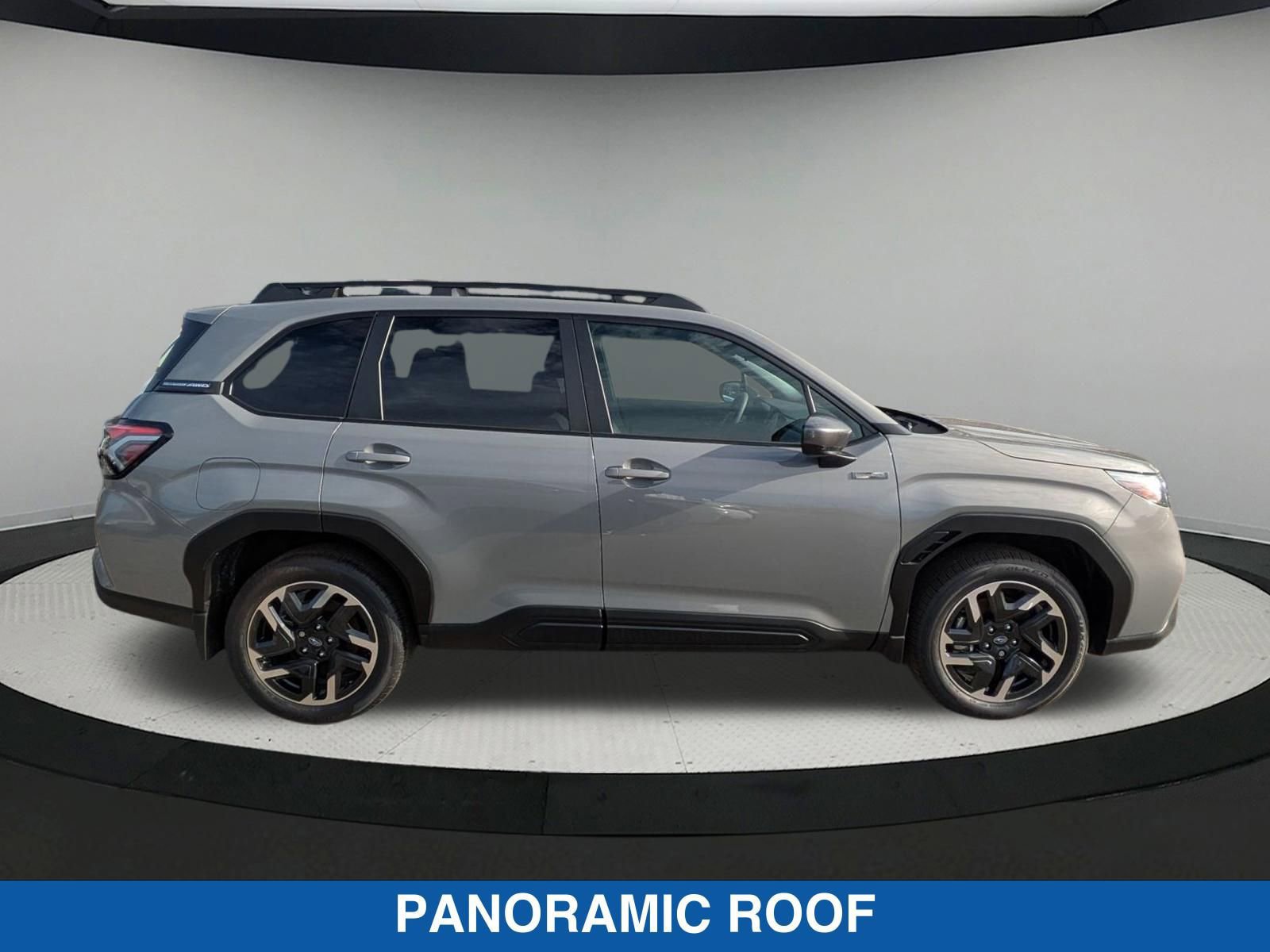 Certified 2025 Subaru Forester Premium AWD/4WD image 2