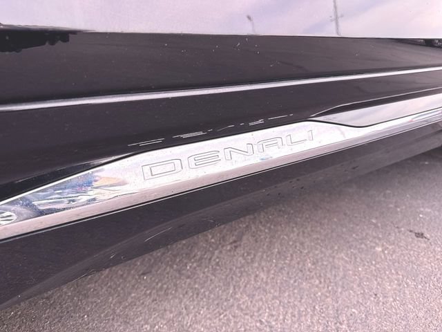 Used 2022 GMC Terrain Denali w/ LPO, Floor Liner Package AWD/4WD image 31