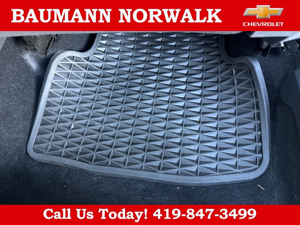 Used 2024 Volkswagen Taos SE w/ Panoramic Sunroof Package image 29