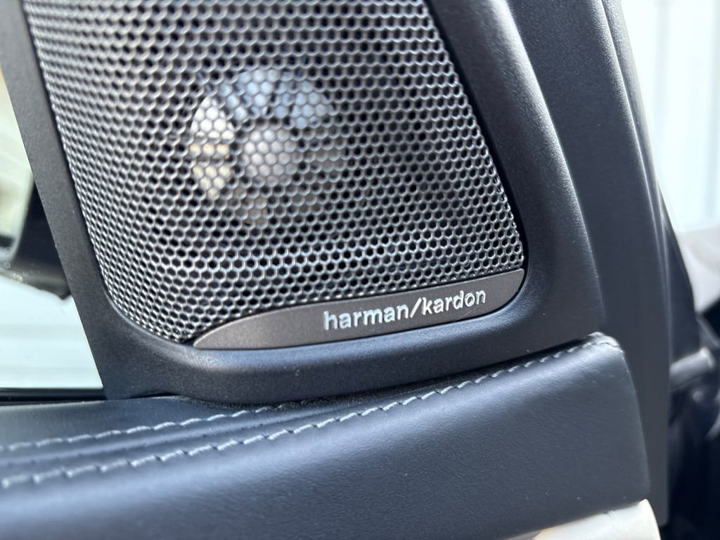 Used 2018 BMW X6 sDrive35i w/ M Sport Package image 16