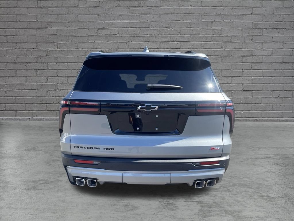 New 2027 Chevrolet Traverse Z71 w/ LPO, Floor Liner Package AWD/4WD image 6