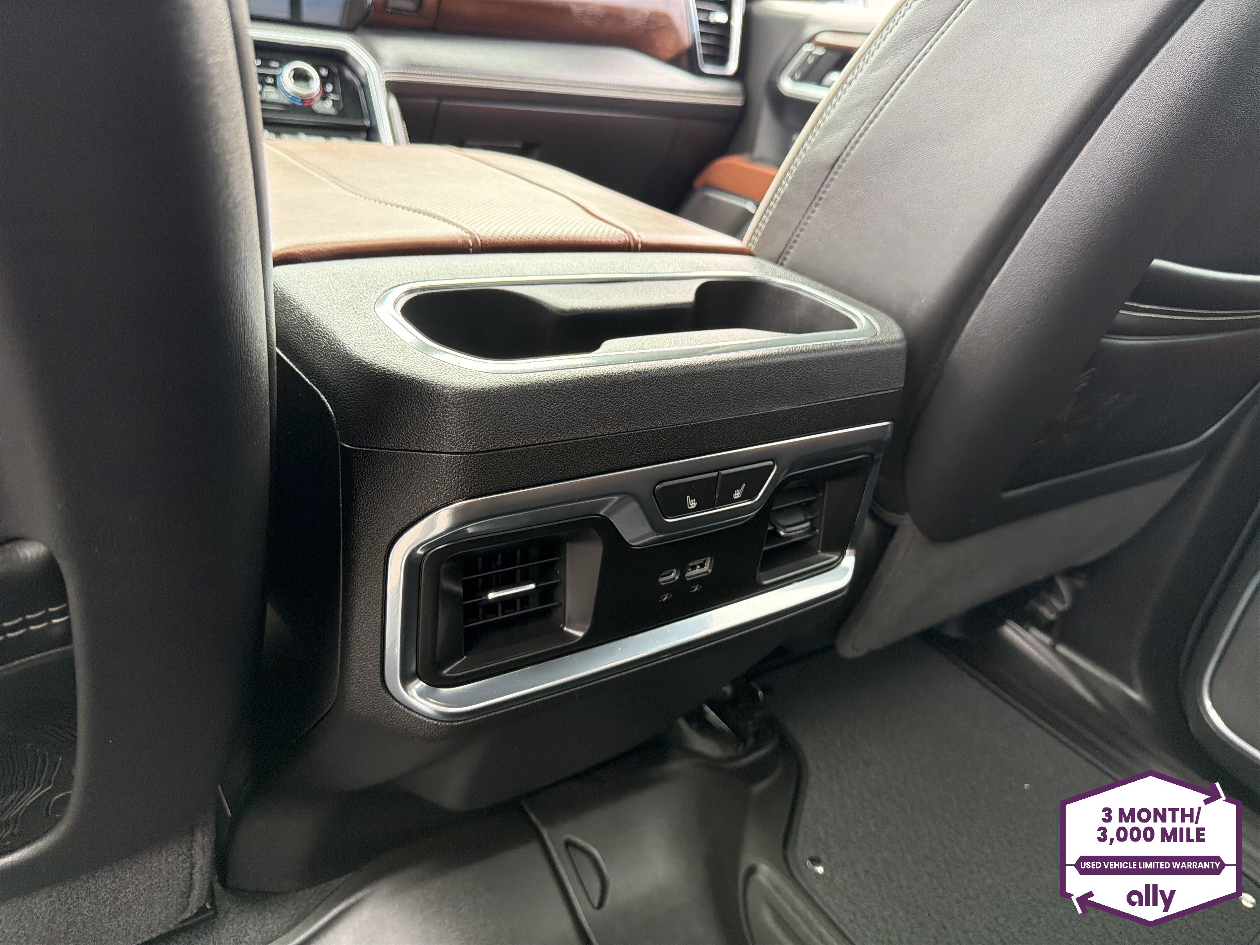 Used 2025 GMC Sierra 1500 Denali Ultimate image 13