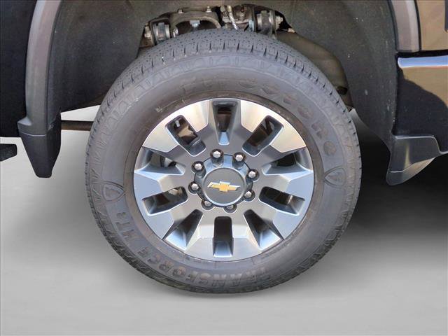 Used 2022 Chevrolet Silverado 2500 Custom w/ Custom Value Package image 22