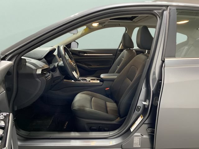 Certified 2023 Nissan Altima 2.5 SV w/ SV Premium Package AWD/4WD image 11