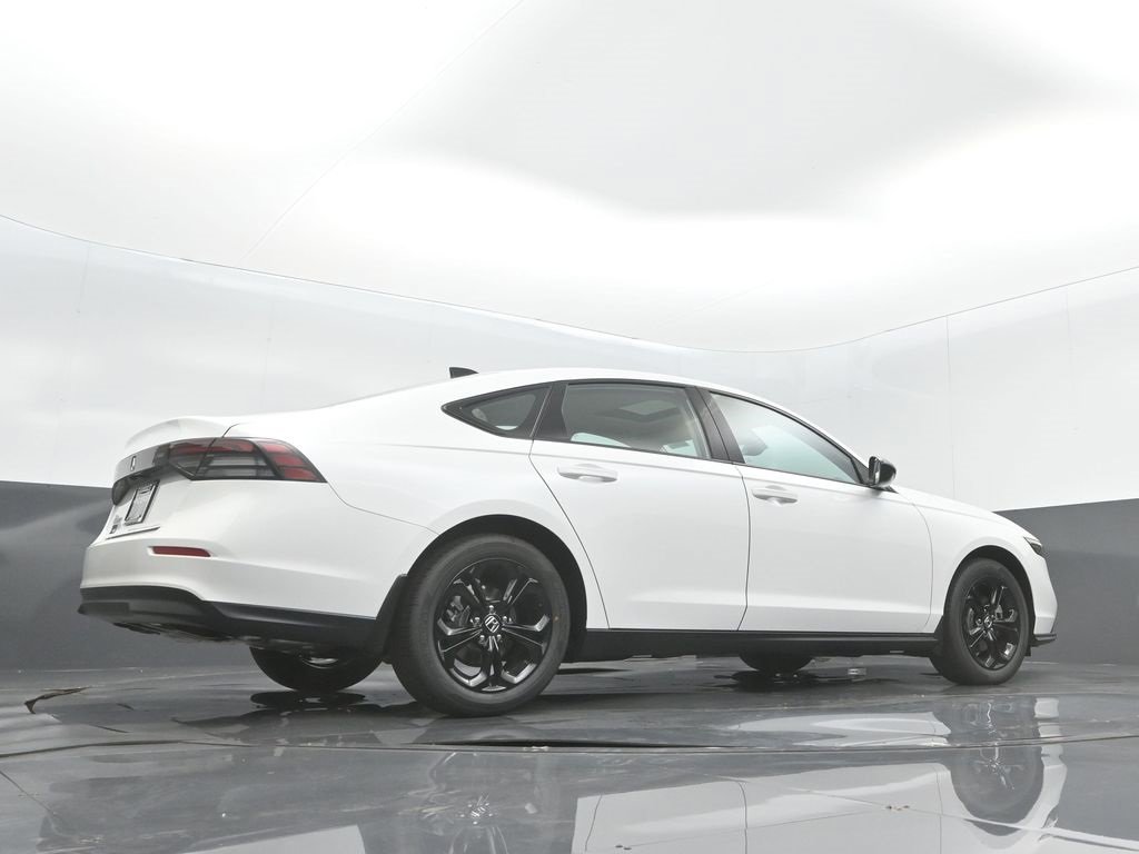 New 2025 Honda Accord SE image 23