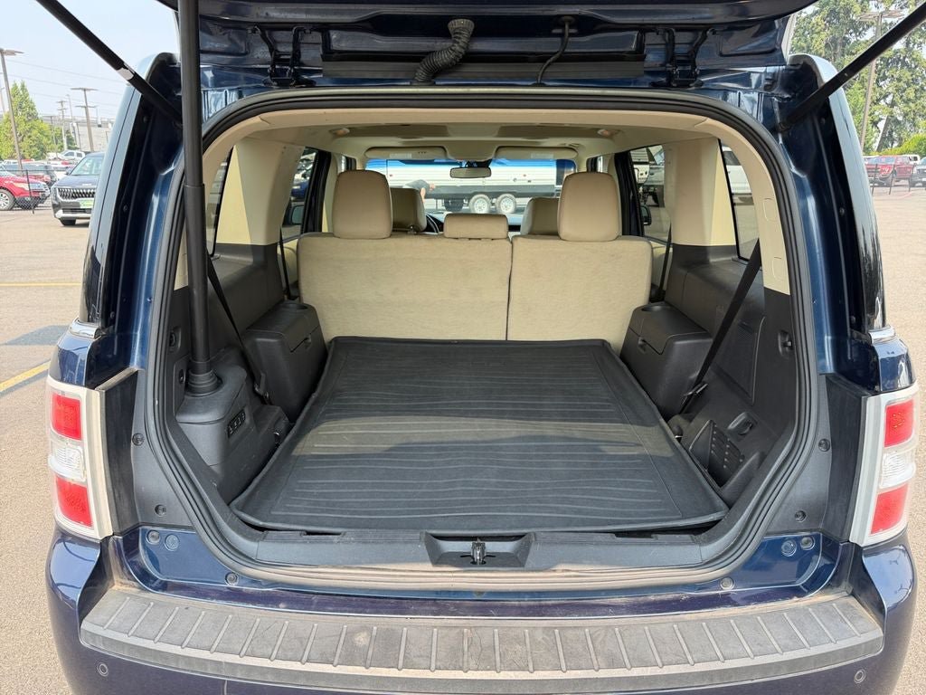 Used 2017 Ford Flex Limited w/ Equipment Group 303A AWD/4WD image 22