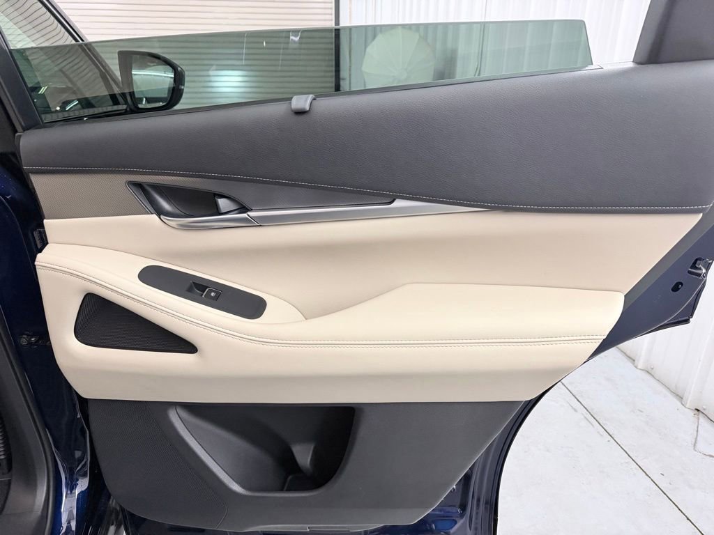Certified 2023 INFINITI QX60 Luxe w/ Cargo Package FWD image 40
