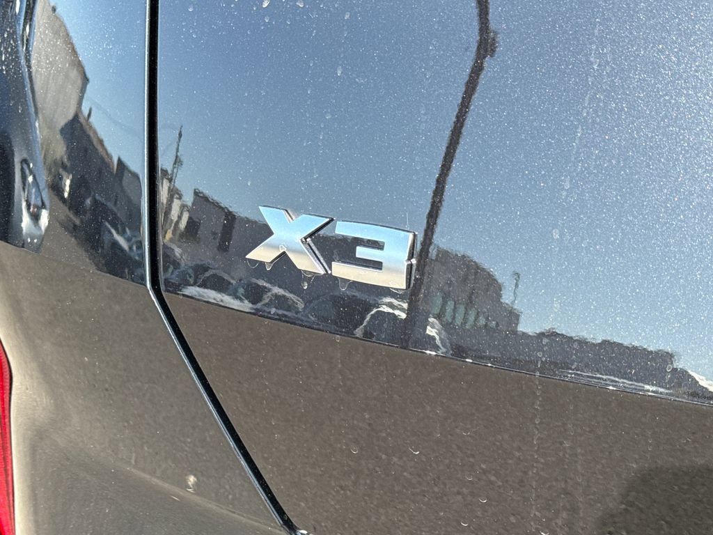 New 2026 BMW X3 M50 w/ M Sport Professional Package AWD/4WD image 9