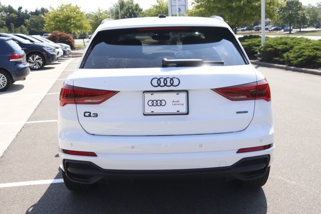 New 2025 Audi Q3 2.0T Premium image 4