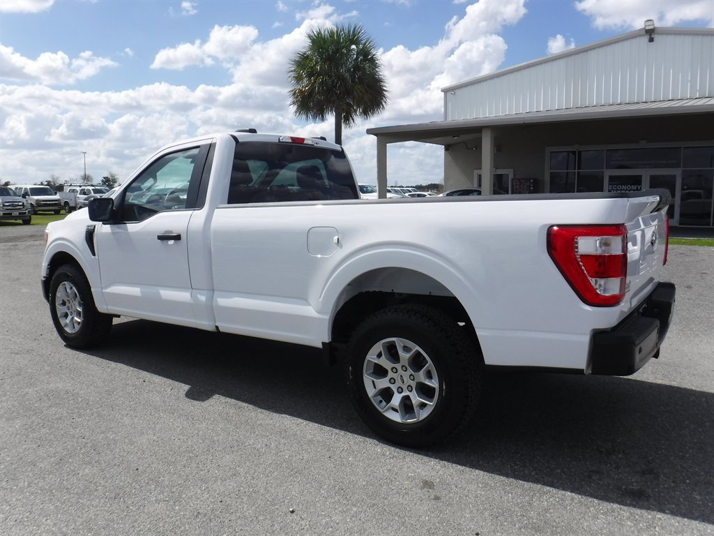 Used 2022 Ford F150 XL w/ Max Trailer Tow Package RWD image 8