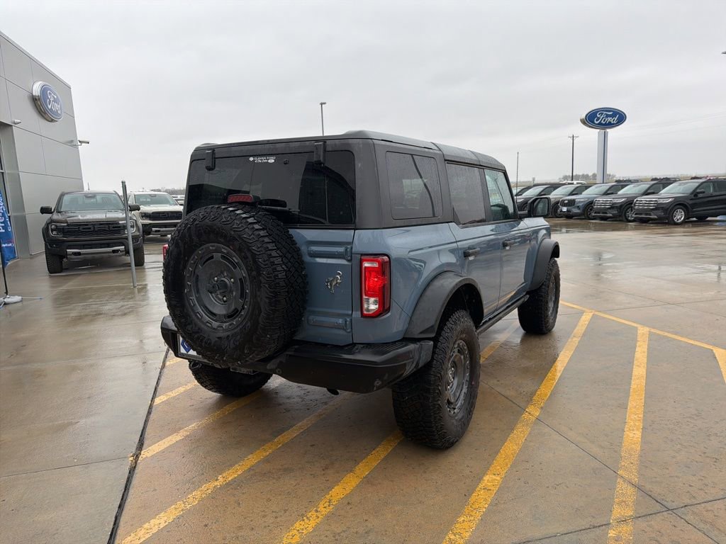 Used 2024 Ford Bronco Black Diamond image 7