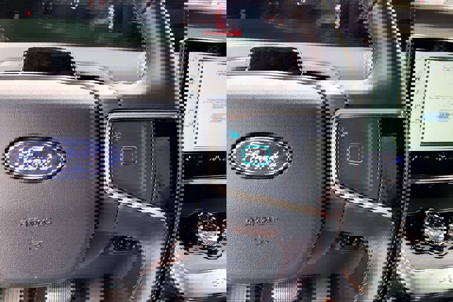 Used 2025 Ford Expedition Platinum AWD/4WD image 25