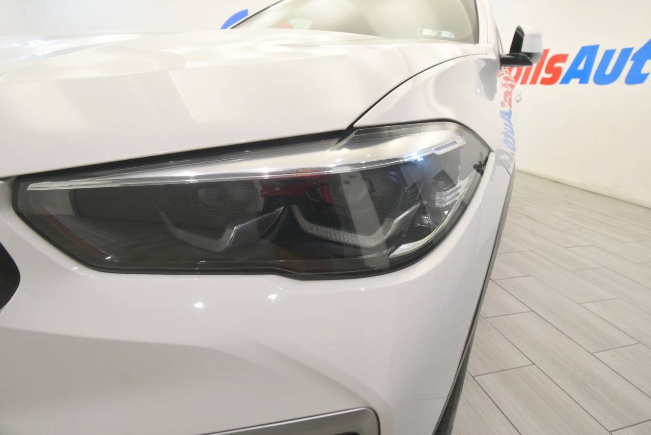 Used 2022 BMW X6 xDrive40i w/ Premium Package AWD/4WD image 9