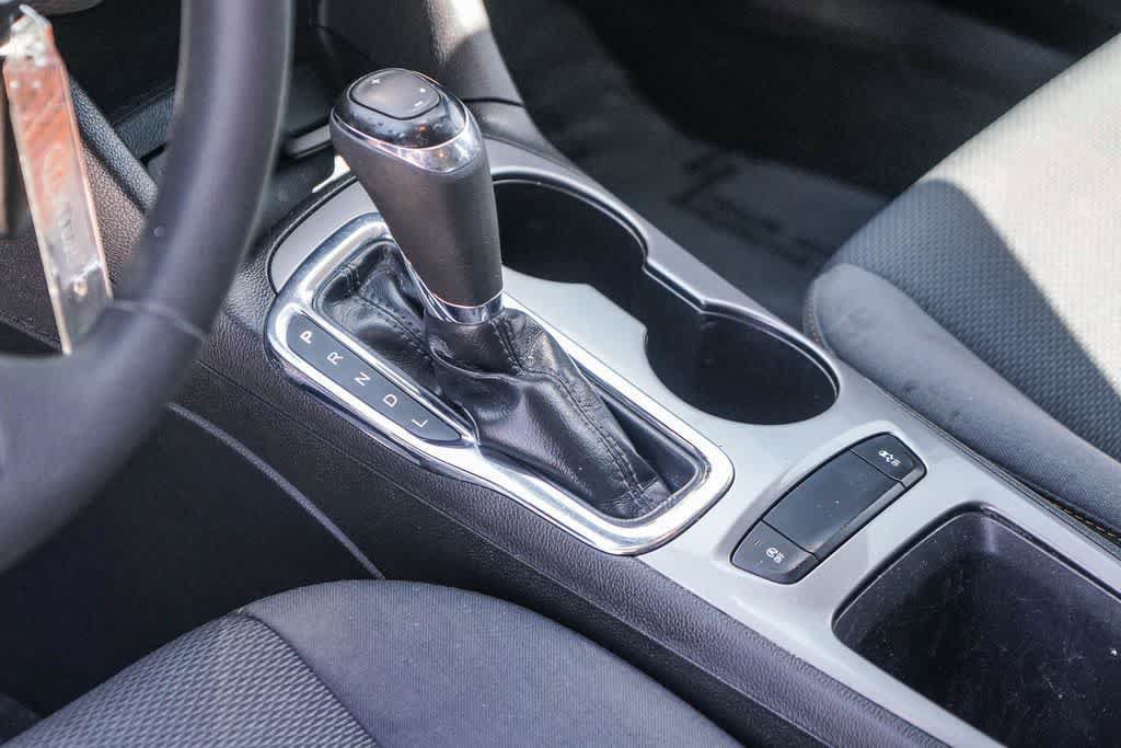 Used 2019 Chevrolet Cruze LS FWD image 18