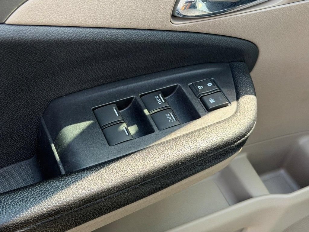 Used 2016 Honda Pilot EX-L image 17