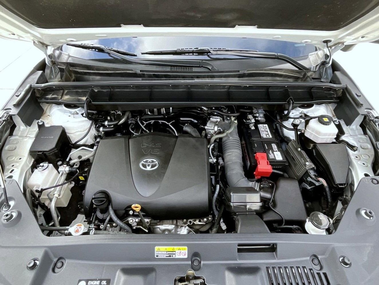 Used 2020 Toyota Highlander XLE image 27