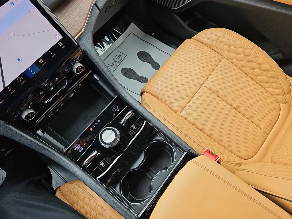 Used 2023 Jeep Grand Cherokee Summit w/ Luxury Tech Group V image 29