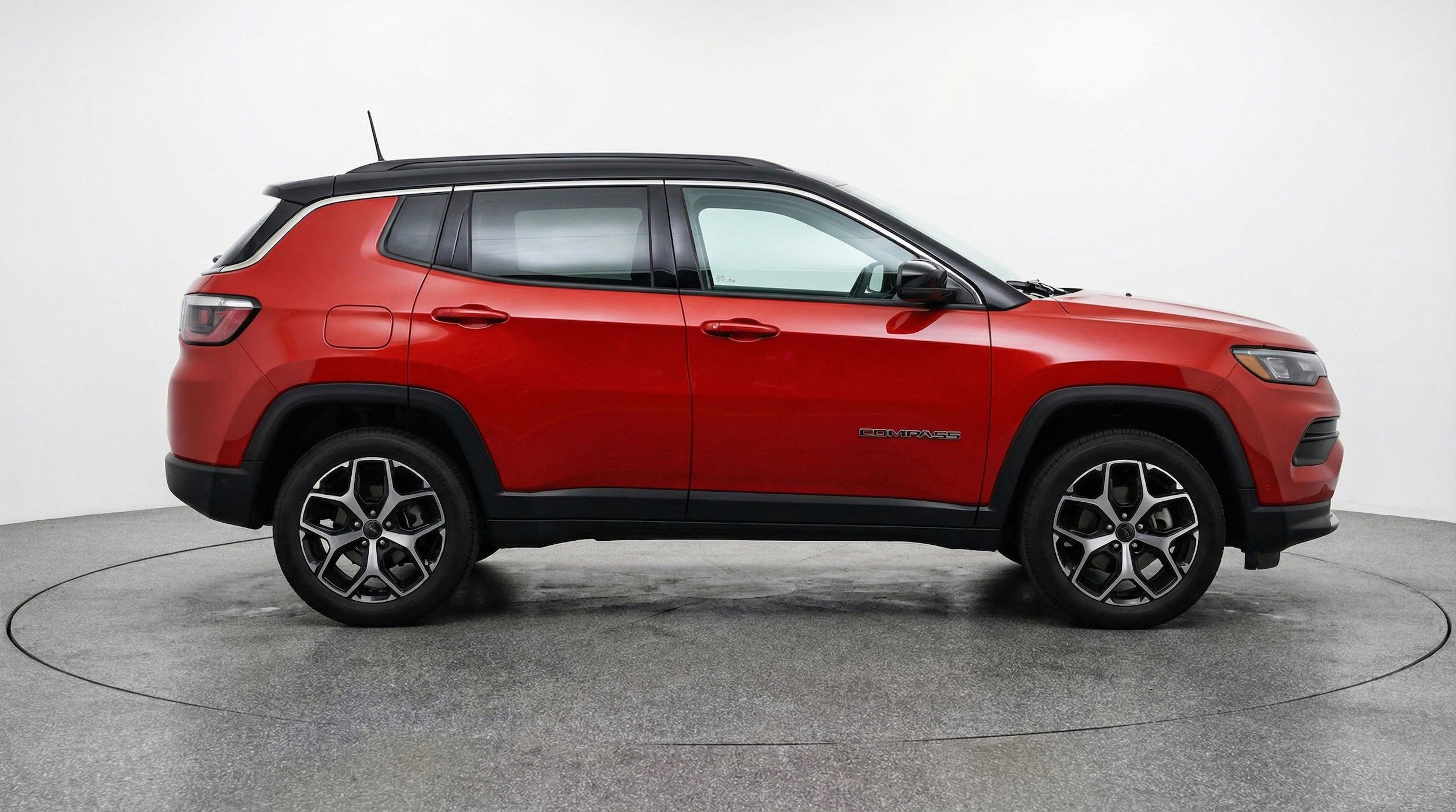 Used 2025 Jeep Compass Limited AWD/4WD image 11