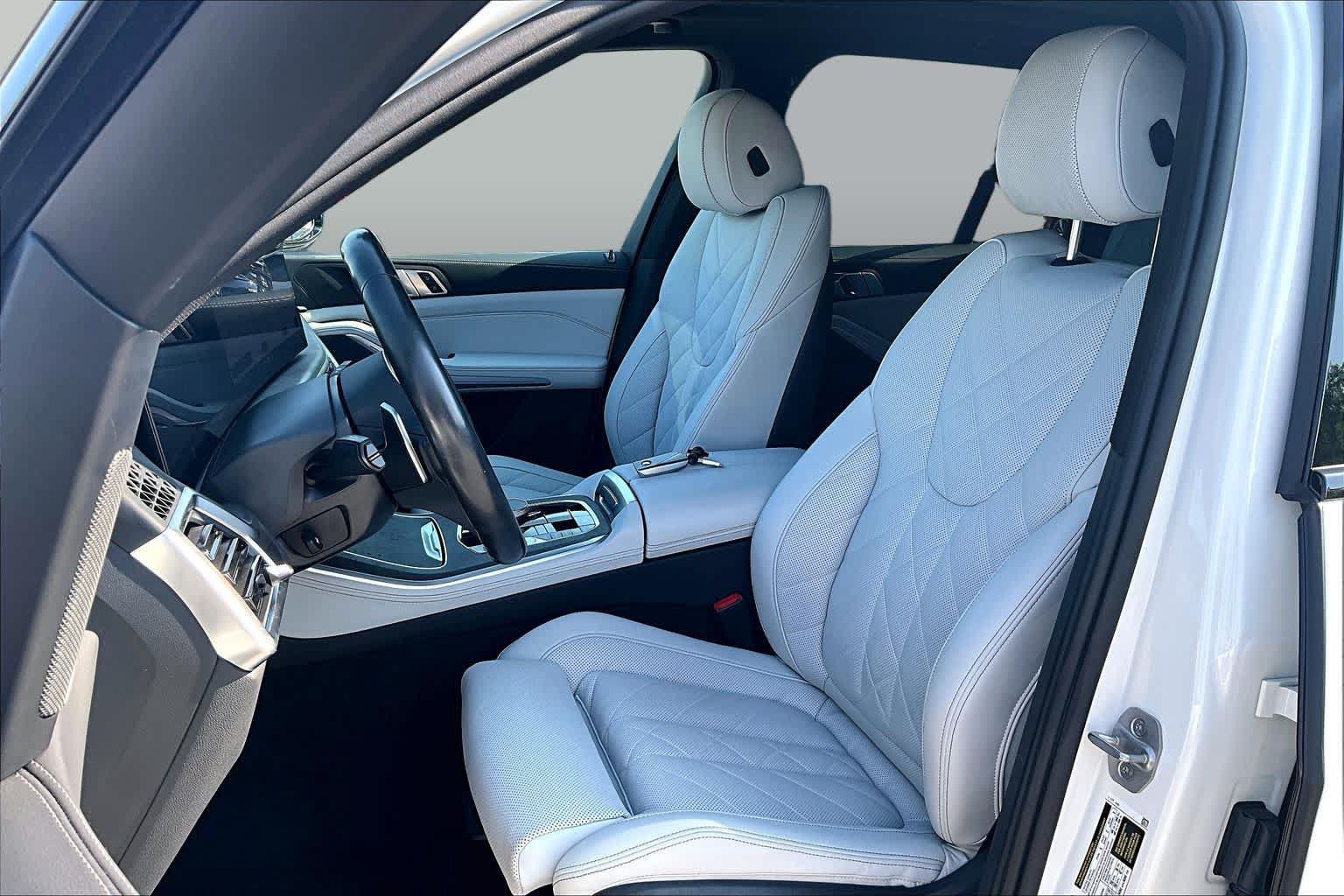 Certified 2024 BMW X5 xDrive40i w/ M Sport Package AWD/4WD image 7