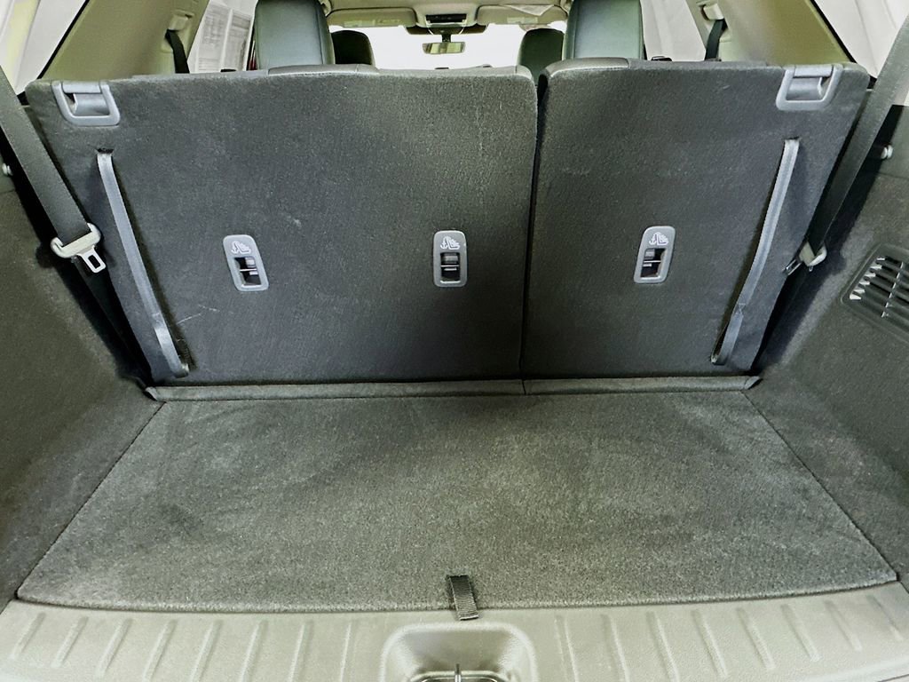 Certified 2025 Nissan Pathfinder SL w/ SL Premium Package image 37