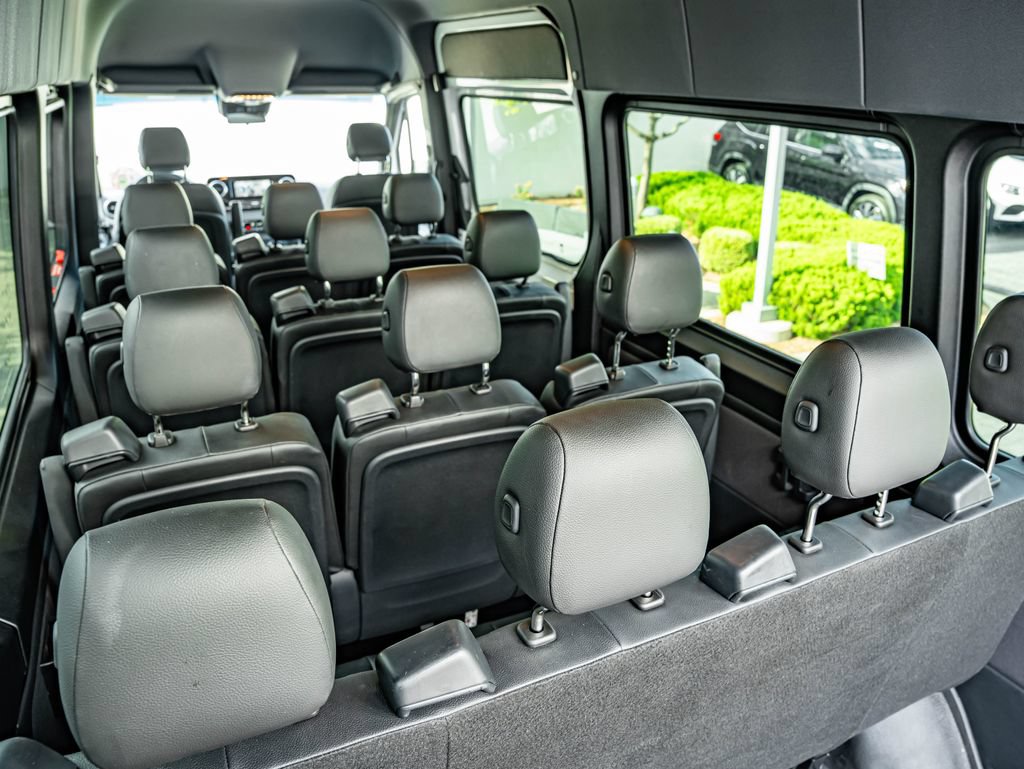 Used 2023 Mercedes-Benz Sprinter 2500 image 47