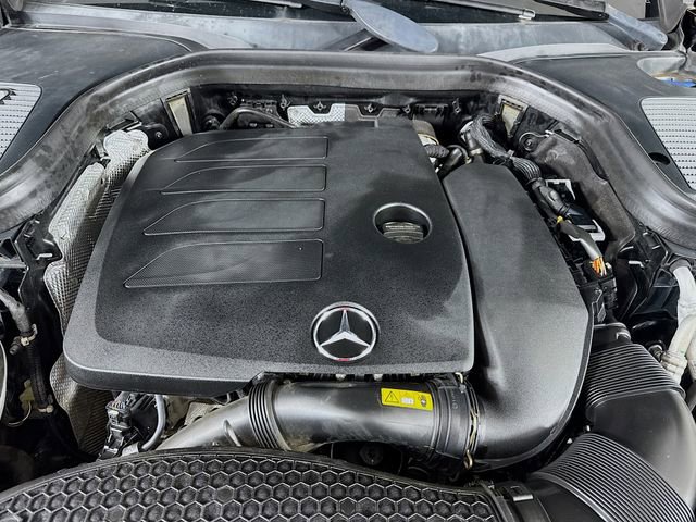 Used 2021 Mercedes-Benz GLC 300 image 35