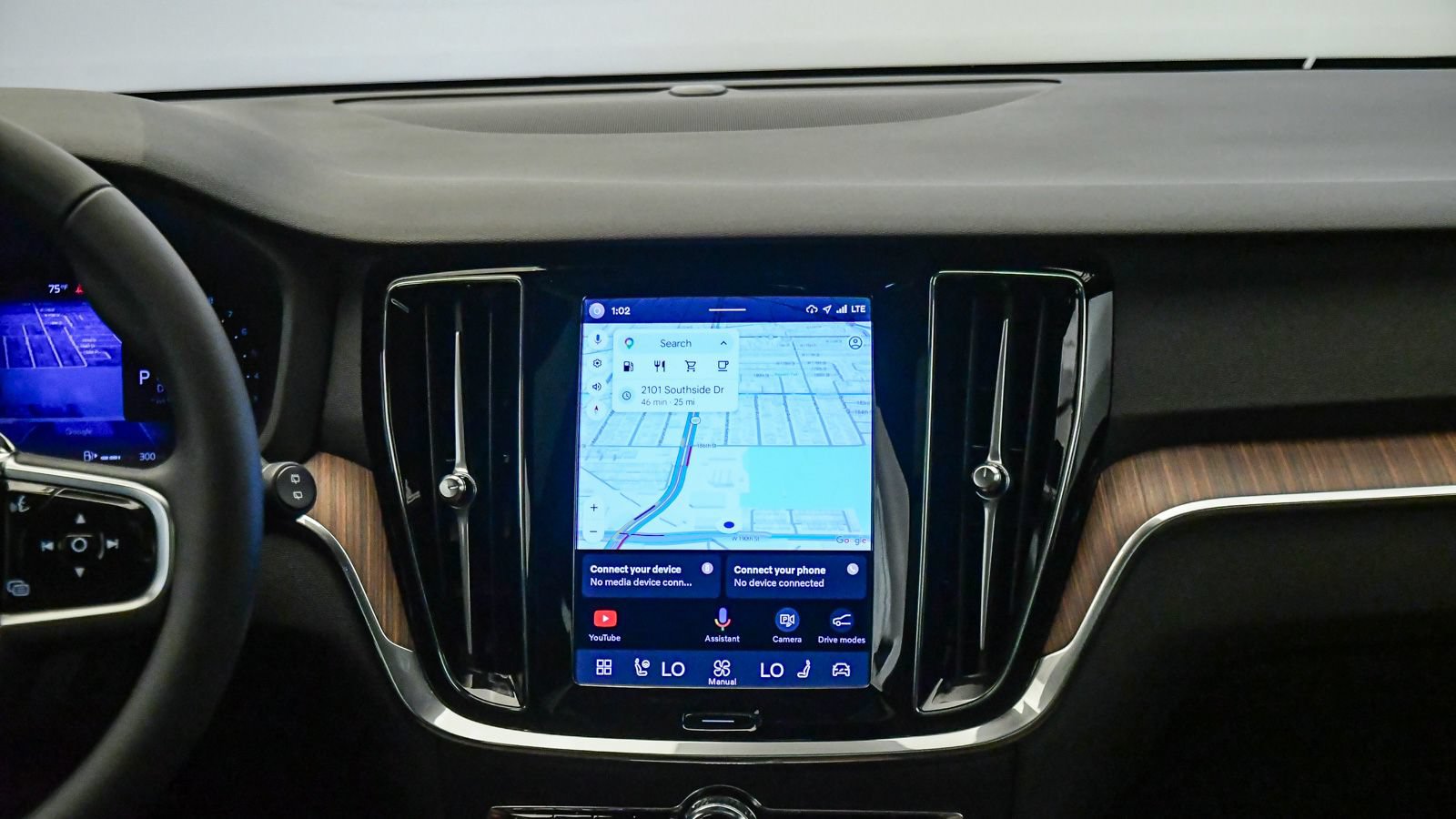 Certified 2024 Volvo V60 B5 Cross Country Plus AWD/4WD image 14