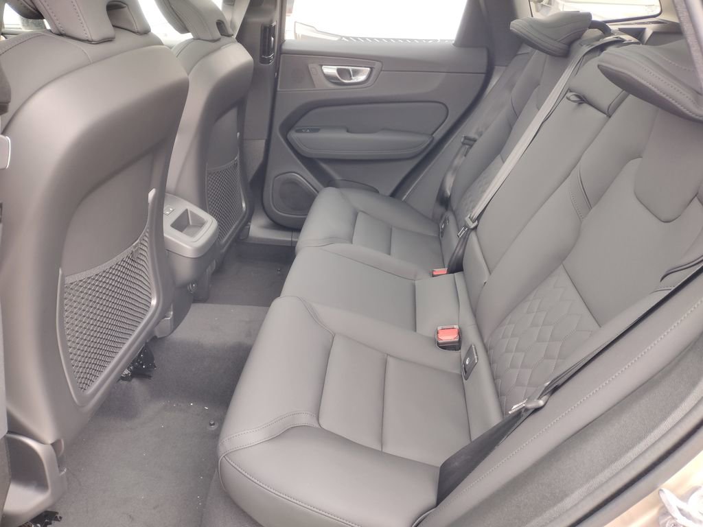 New 2026 Volvo XC60 B5 Plus w/ Climate Package image 19