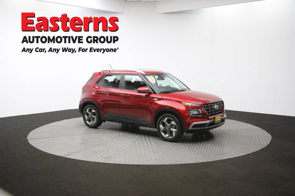 Used 2024 Hyundai Venue SEL image 48