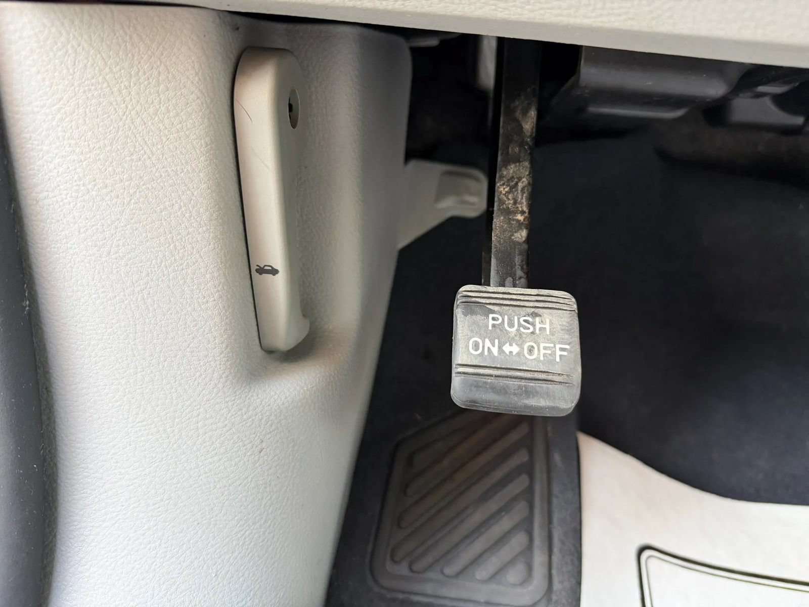 Used 2011 Hyundai Veracruz GLS AWD/4WD image 48