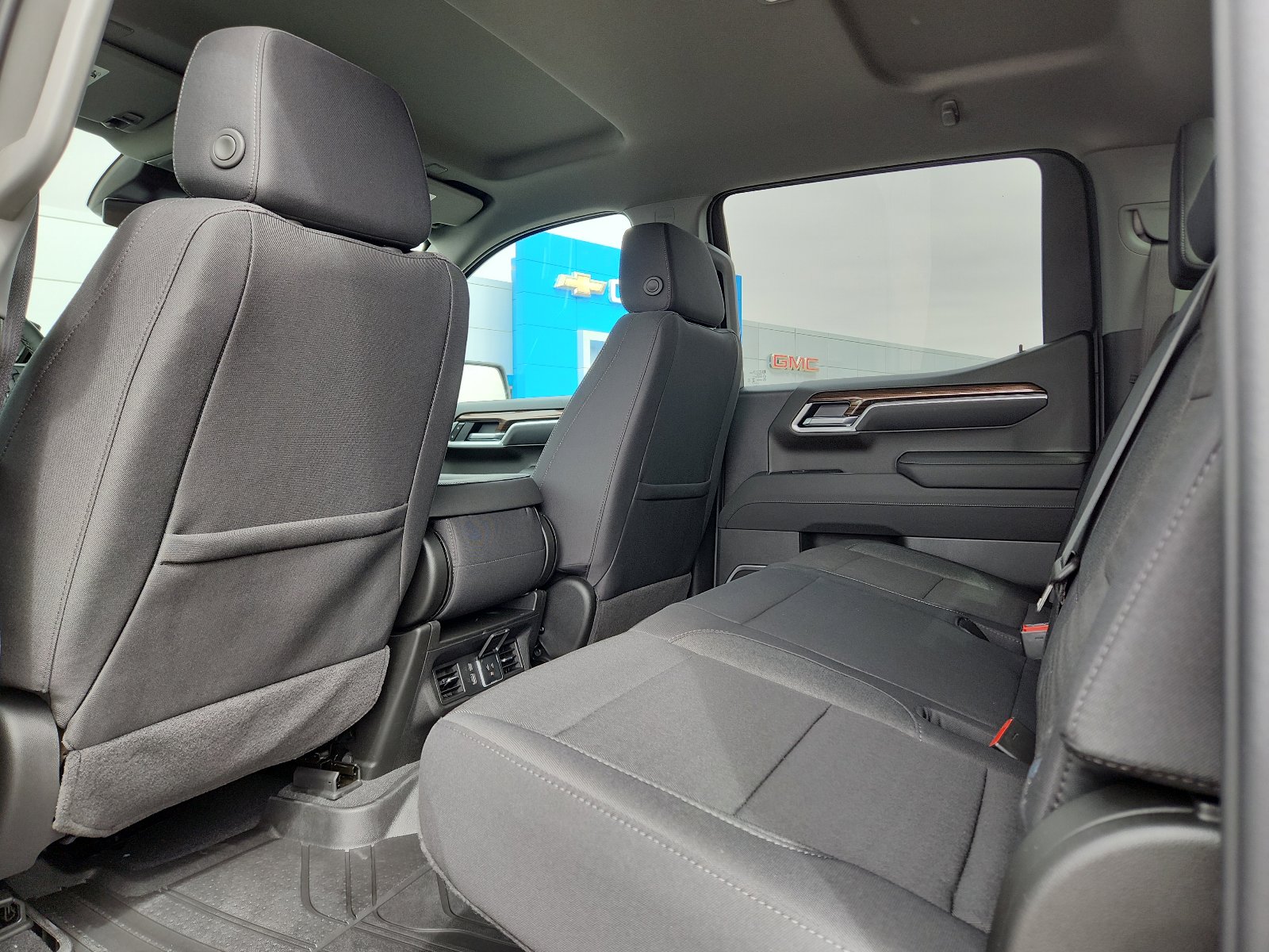 New 2026 Chevrolet Silverado 1500 RST w/ RST Select Package AWD/4WD image 9