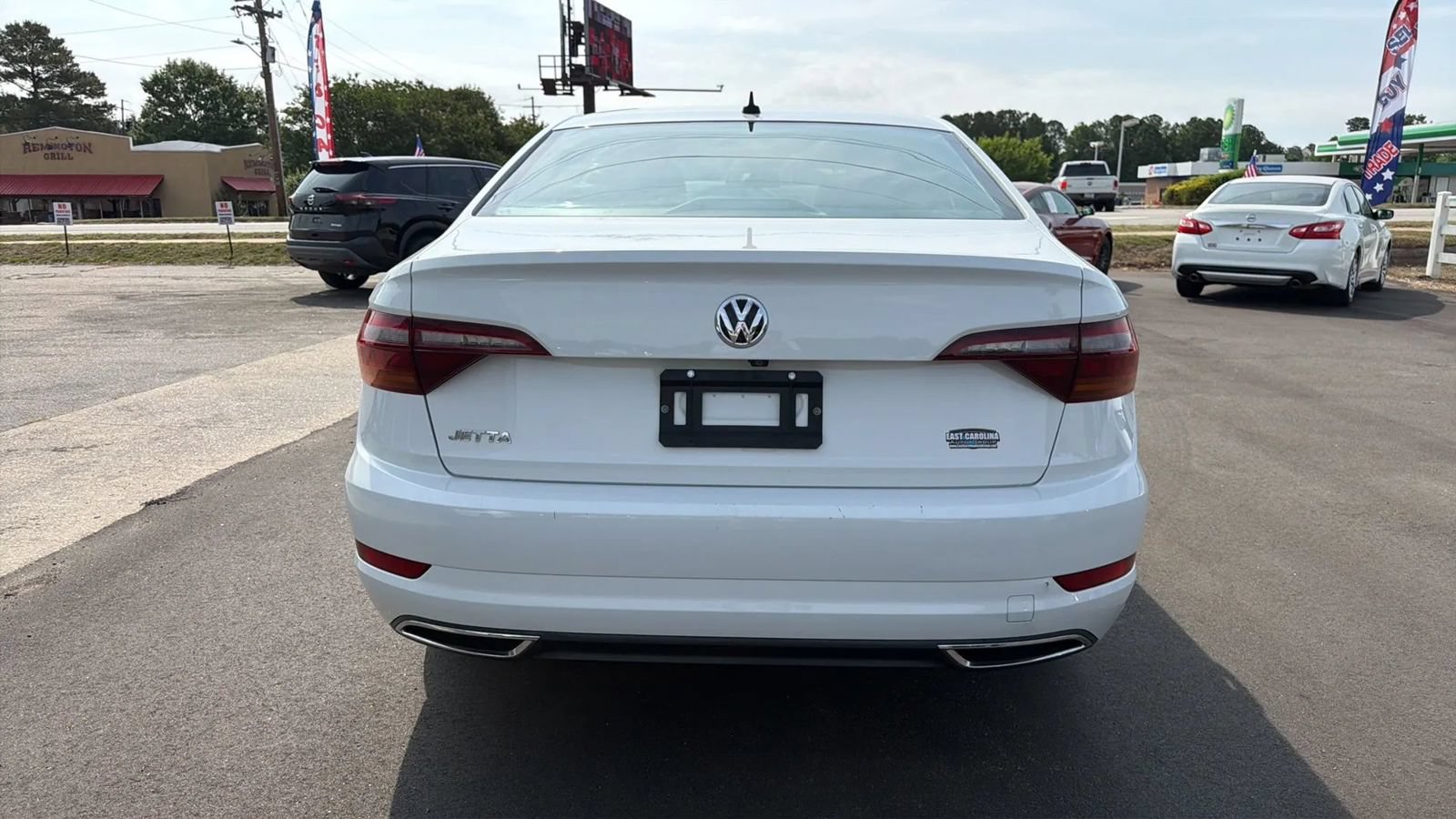 Used 2019 Volkswagen Jetta R-Line FWD image 4