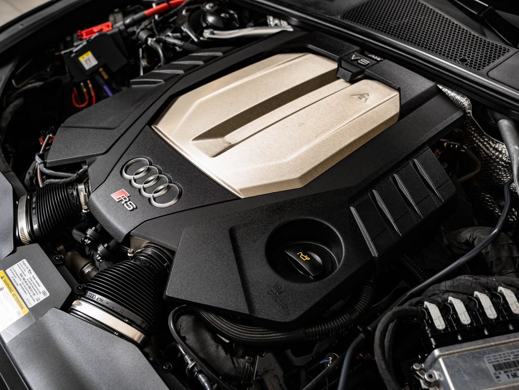 Used 2023 Audi RS 6 AWD/4WD image 46
