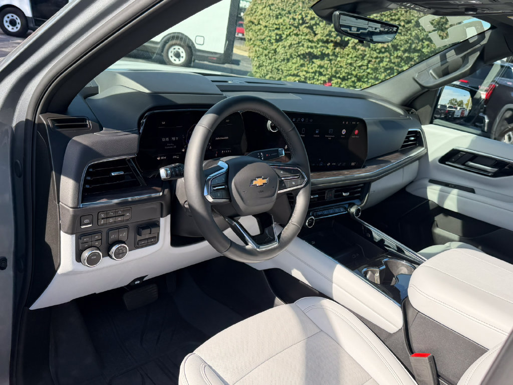 Certified 2025 Chevrolet Tahoe Premier AWD/4WD image 30