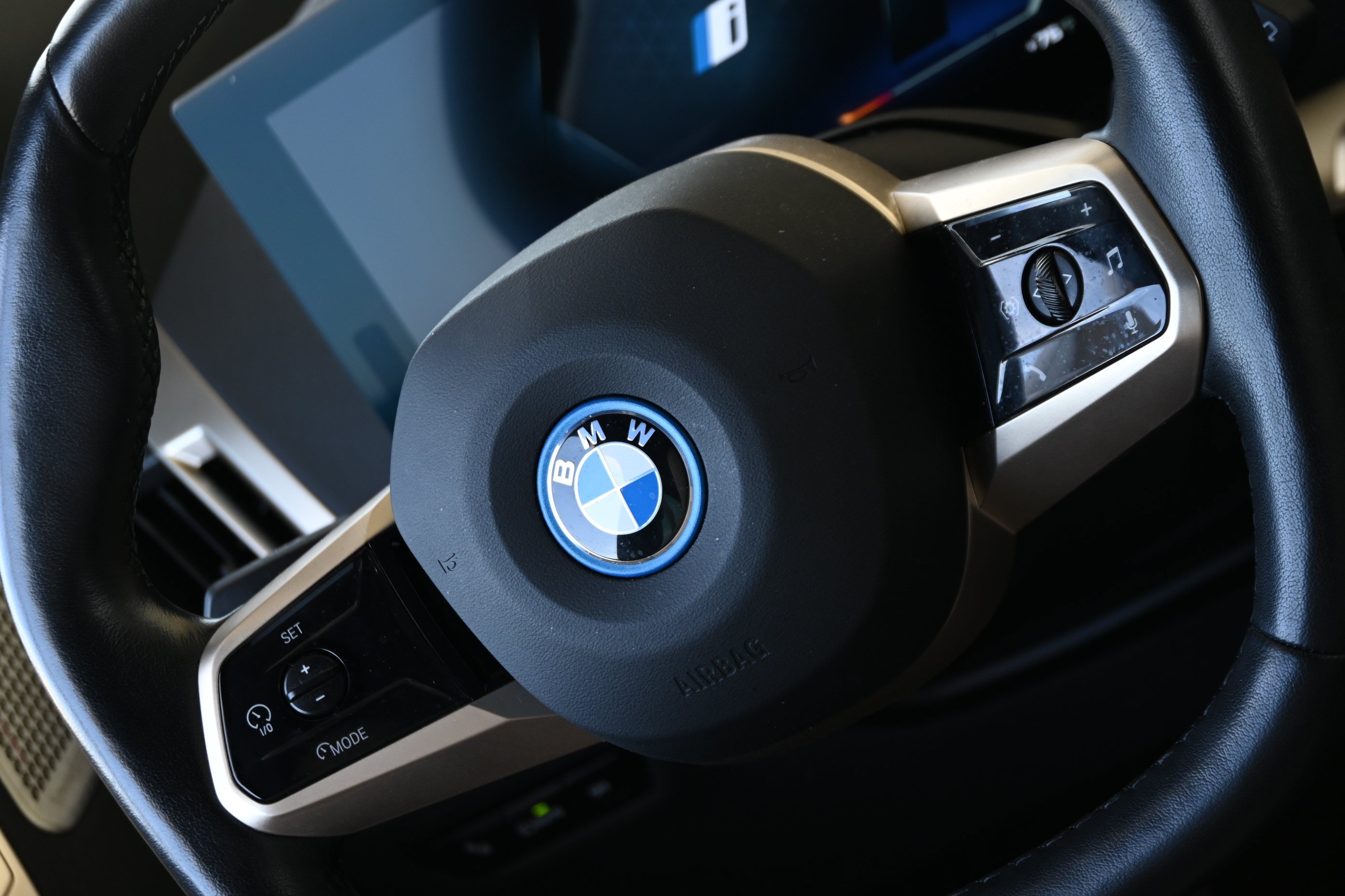 Certified 2024 BMW iX M60 AWD/4WD image 22