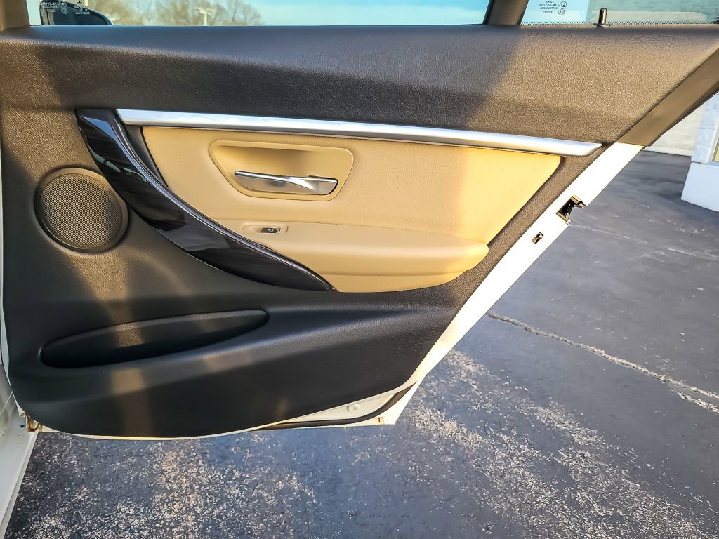 Used 2017 BMW 330i Sedan image 20