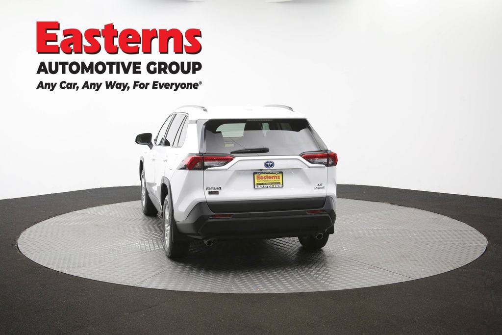 Used 2021 Toyota RAV4 LE w/ Carpet Mat Package (TMS) AWD/4WD image 37