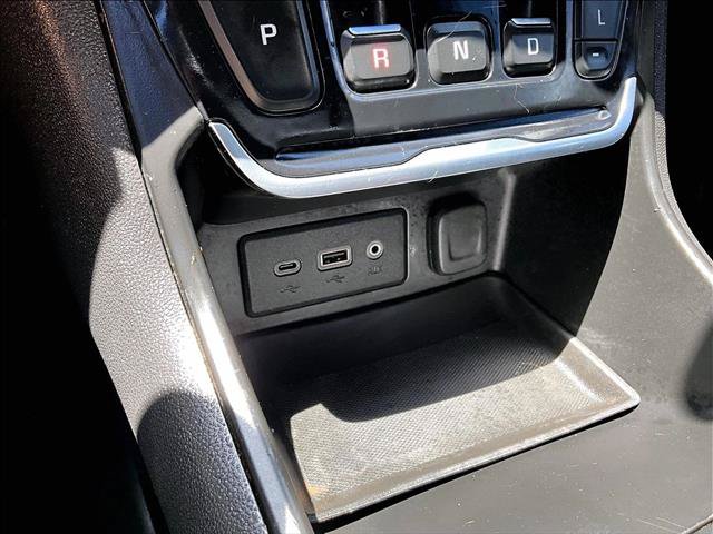 Used 2020 GMC Terrain SLE FWD image 23