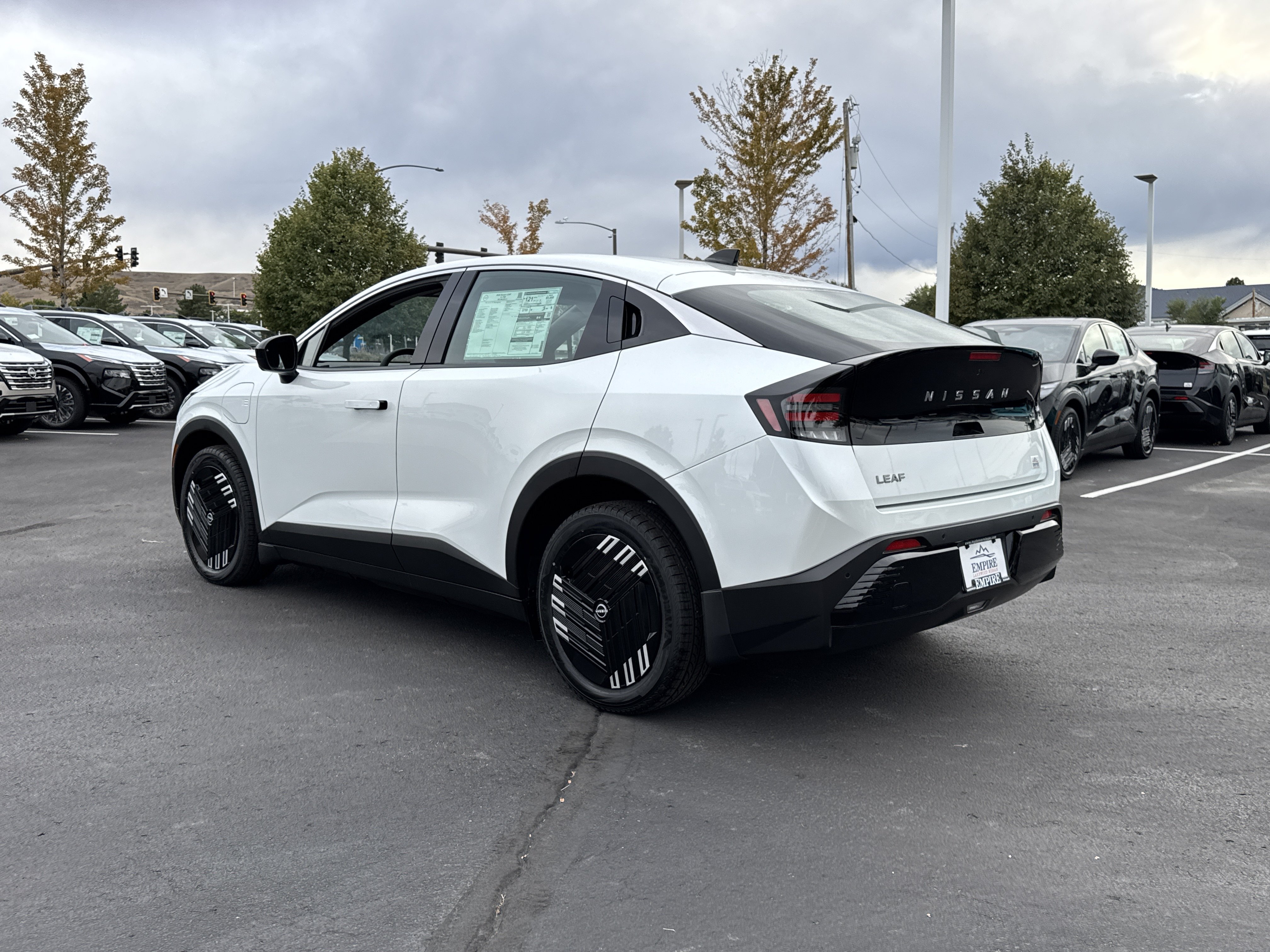 New 2026 Nissan Leaf w/ Floor Mat Package (S+) FWD image 4