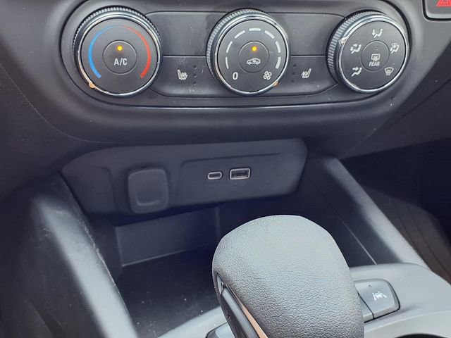 Used 2024 Chevrolet Trax RS w/ Driver Confidence Package FWD image 13