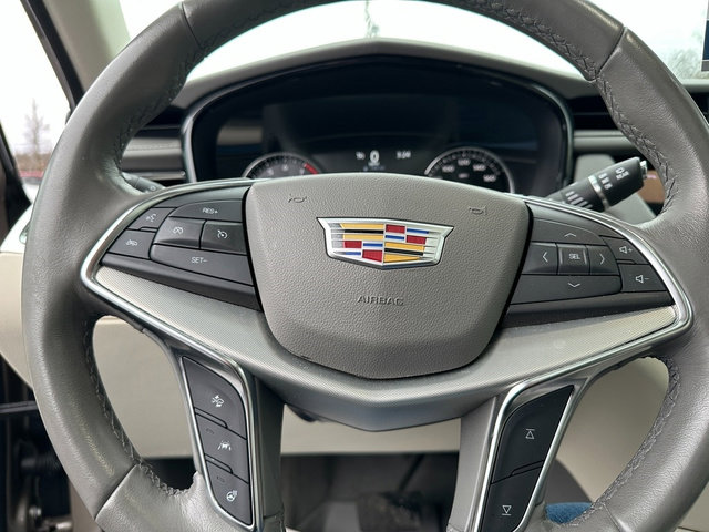Used 2022 Cadillac XT5 Premium Luxury w/ LPO, Floor Liner Package image 16