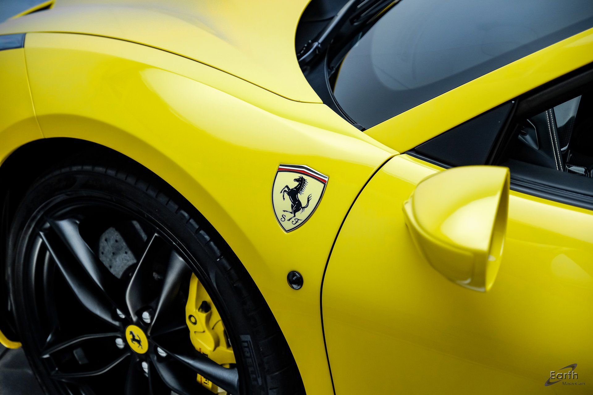 Used 2017 Ferrari 488 Spider image 45