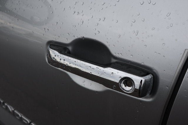 Used 2025 Toyota Tundra Limited AWD/4WD image 20